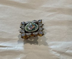ANTIQUE VICTORIAN VATICAN ITALY MICRO MOSAIC ONE INCH FLORAL BROOCH PIN