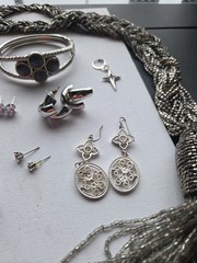 Vintage and Modern Lot Jewelry 10 Pieces Lot 17