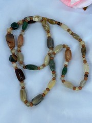 VINTAGE 4.3OZ HEAVY SILK KNOTTED MULTI GEMSTONE AGATE BEGGAR BEADS NECKLACE.