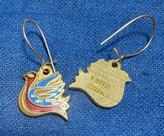 Vintage Aviva Taiwan Enamel Swan Bird Earrings Cloisonne Gold Tone Pair