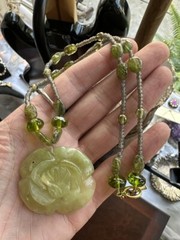 Vintage Green Prehnite- Green Spinel Beads-Flower Pendant Bead Necklace 19”