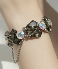 Vintage Juliana ( Delizza & Elster bracelet 5 link