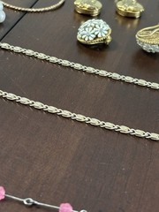 Vintage Estate Lot Of 30 Pieces Of Fashion Jewelry UNTESTED SEE DESCRIPTION