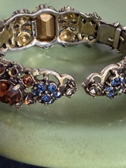 Hollycraft rhinestone bracelet Clamper Bangle Hinged 1950s Unique