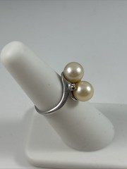 Vintage Bock-Lewis B-L 14k White Gold And Pearl Diamond Ring