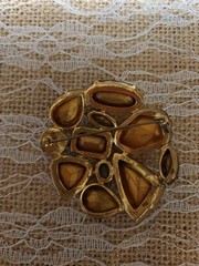 VINTAGE GERMANY Inverted RHINESTONE BROOCH TOPAZ-BROWN Prong Foil Gold Back