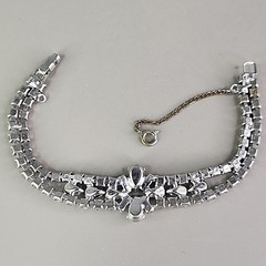 Vintage Rhinestone Bracelet Blue Clear Tapered Silver Tone Safety Chain 6.5″