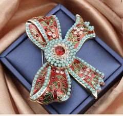 Baroque Style Bow Brooch Elegant Vintage Appeal Enamel Floral Design Fashion