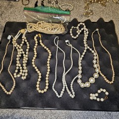 Vintage Costume Jewelry Lot Over 100 Pc All Wearable