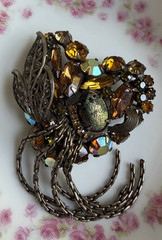 Vintage Glass Rhinestone Brooch Attributed To Alice Caviness (??) Unsigned