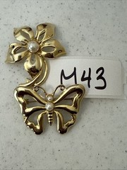 Vtg SIGNED AAI Gold Tone Faux Pearl Butterfly & Flower Brooch Pin 2 Set