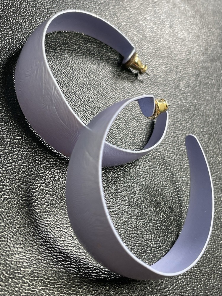 Vintage 1.8” Purple Textured Enameled Metal Hoop Earrings