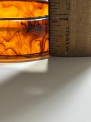 Thick BAKELITE VINTAGE 50’S Prystal Ice Tea Apple Juice Bracelet 7/8 inch tall