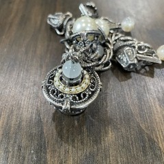 Vintage Chunky Faux Pearl Charm Bracelet 1950’s Etruscan 7.5”