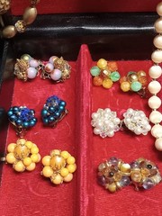 Vintage Costume Jewlery Clip Earings Brooches Necklaces In Jewlery Box