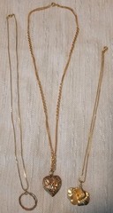 Antique & Vintage 50+ Lot Of Necklaces & Varies Designs & Quality.