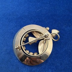 Vtg. Gold tone Brooch/ Black Glass/Clear Rhinestones, 2”