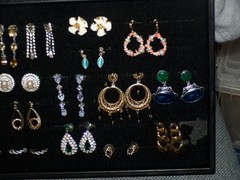 Jewelry Lot Earrings Pierced Rhinestone Metal Elegant Classy 23 pairs (935D)