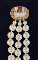 Carol Lee Faux Pearl Triple Strand Bracelet Oval Cabochon Pearl Clasp 7” EUC