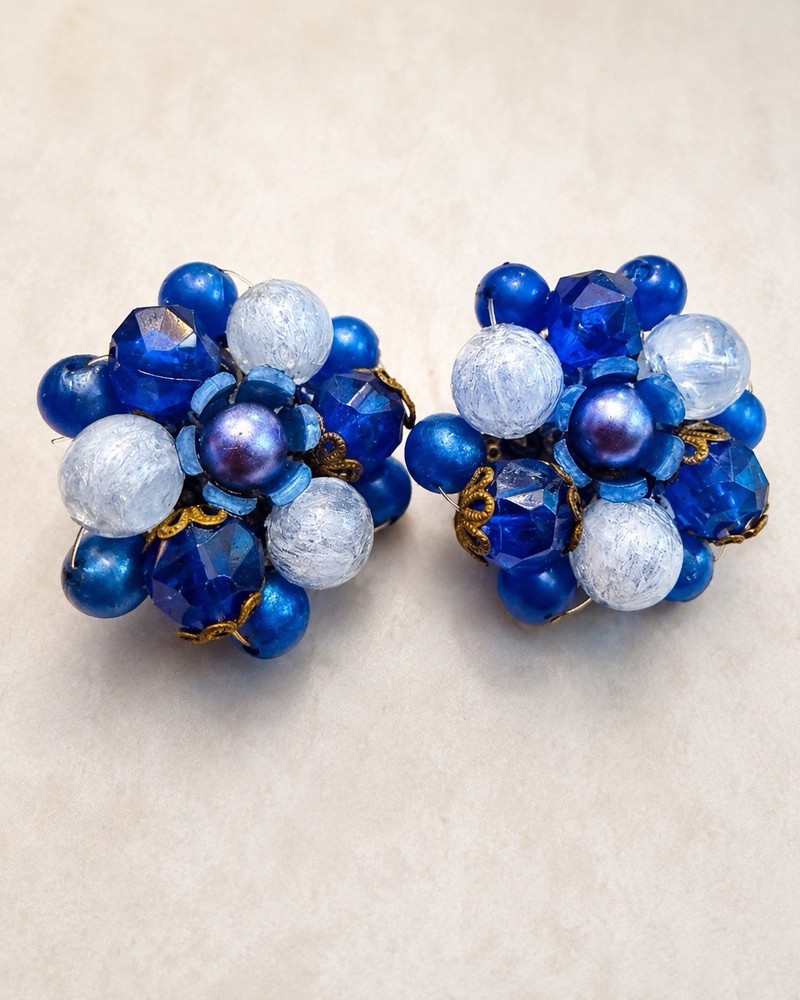 Vintage Faux Pearl Starburst Clip On Earrings Gold Tone Snowflake Mid Century