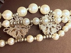Vintage 1950s Triple Strand Faux Pearl Champagne Rhinestone Statement Choker