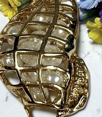 Vtg Large Gold Tone Seahorse Pendant Faux Pearl Filled Iridescent Rhinestone Eye