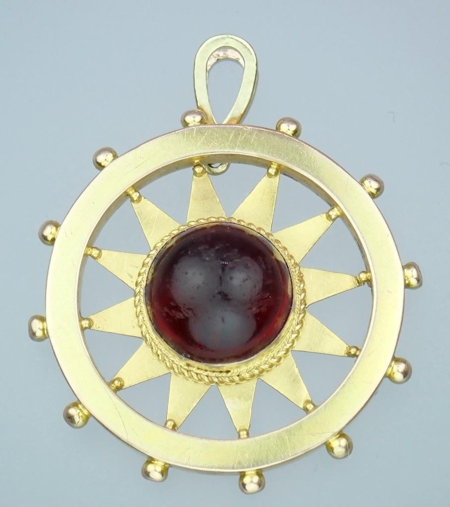 Fine Antique Victorian 15K Gold Red Paste Cabochon Nautical Compass Sun Pendant