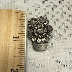 Birds and Blooms Pewter Brooch Pin 2006 Limited Edition Daisy Flower Basket