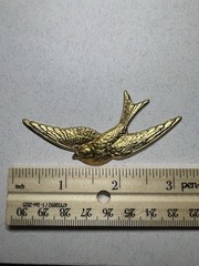 VINTAGE BRASS STAMPING OF BIRD FOR JEWELRY/CRAFT/DECORATION NEW OLD STOCK