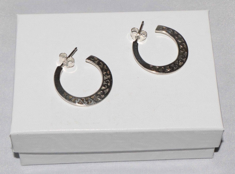 Vintage Sterling Silver Oxidized Scrolled 3/4 Hoop Earrings