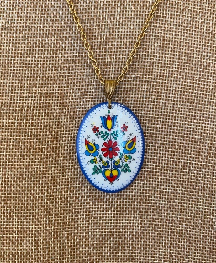 Folk Art Flower Necklace Colorful Enamel Pendant Red Yellow Blue Green 20″ Chain