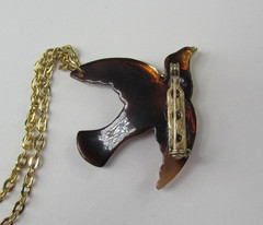 Double Dove Bird Brooch Vintage Rhinestone Pin Tortoise Shell Gold Tone Chains