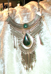 Vintage Peruvian Alpaca Nickel Silver Chrysocolla Teardrop Bib Choker Necklace
