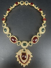 Kenneth Jay Lane KJL Jackie O Maharani Necklace Ruby Emerald Cabochon COA Box