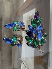 Vtg D&E Delizza Elster Juliana Brooch Earrings Peacock Blue Green Rhinestone