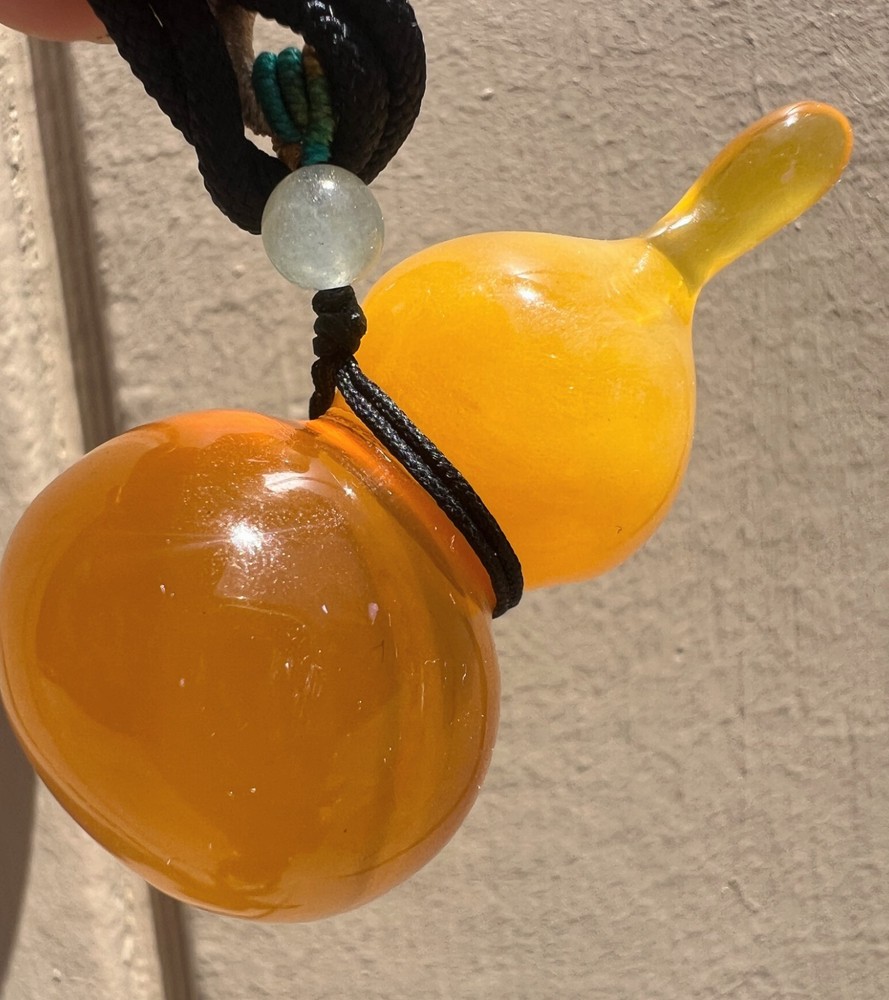 Vintage Natural Half Beeswax Half Amber Hulu Gourd Pendant Estate Collect Gift