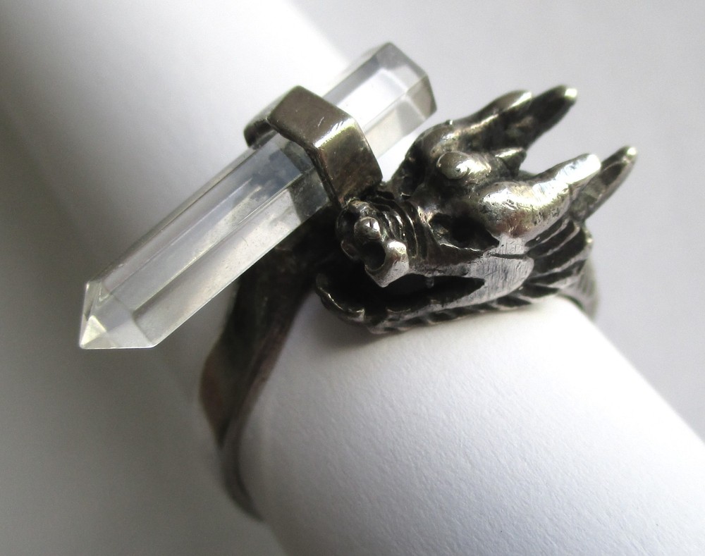 Sz 9.5 VINTAGE STERLING SILVER CLEAR QUARTZ ROCK CRYSTAL WAND DRAGON RING
