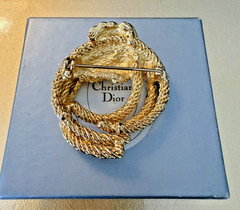 Christian Dior Classic Gold Tone Twisted Knotted Rope Round Brooch Pin, 1 1/2″