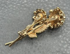 VINTAGE Unsigned Beauty Estate Jonquil Rhinestone Enamel Flower Pin Brooch