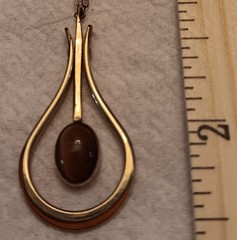 Avon Vintage 14K Gold Filled Necklace with Tigerseye Pendant