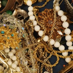 10lb Lot of Assorted Costume Jewelry, Modern & Vintage Much Wearable