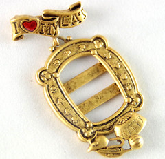 2.5″ NOS VTG c1980’s DANECRAFT I ❤️ LOVE MY CAT PHOTO FRAME GOLD PEWTER BROOCH
