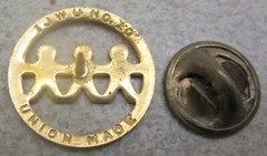 Vintage I J W U United Way Children Holding Hands Union Made #10 Pin Brooch