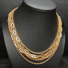 Vintage Multi-strand Chain Necklace Gold Tone. 14.337