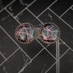 Vintage Clip On Earrings 1 & 1/8″ Large Black, Pink, Gold Tone, Artistic Retro
