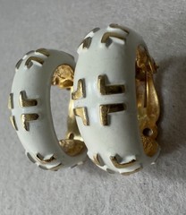 Vintage LANVIN PARIS Logo Enamel Gold Tone Clip Earrings – 1” Long – Estate