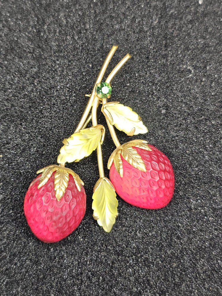 Vintage Austria Strawberry Brooch Frosted Red Glass Fruit Rhinestone Pin