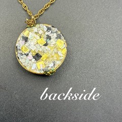 Vintage 12k Yellow Gold Filled Lucite Gold Fleck Confetti GF Pendant Necklace