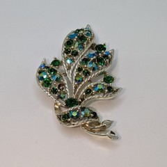 Vintage Lisner Leaves Brooch Blue Green AB Rhinestone Gold Tone