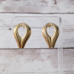 Vintage Earrings for Pierced Ears Stylish Gold Tone